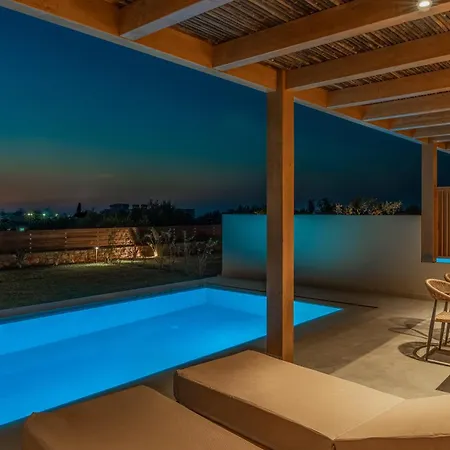 Lakka Apartment