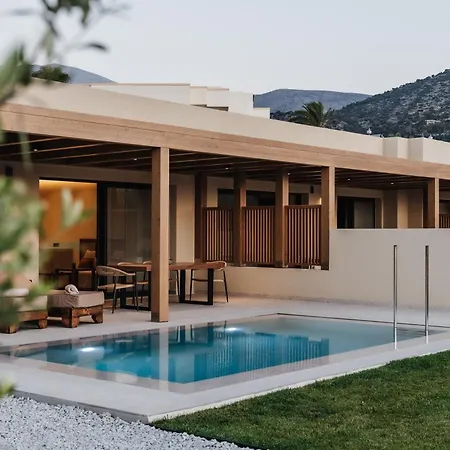 Lakka Apartment